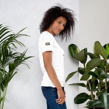 Load image into Gallery viewer, LA chic T-Shirt

